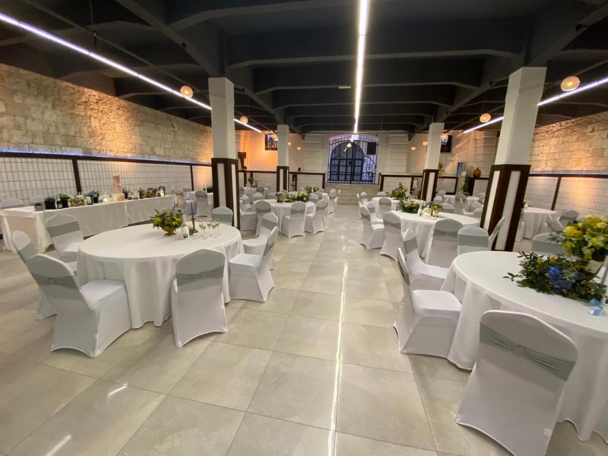 Boutique Hotel & Event Center Budapest Luaran gambar