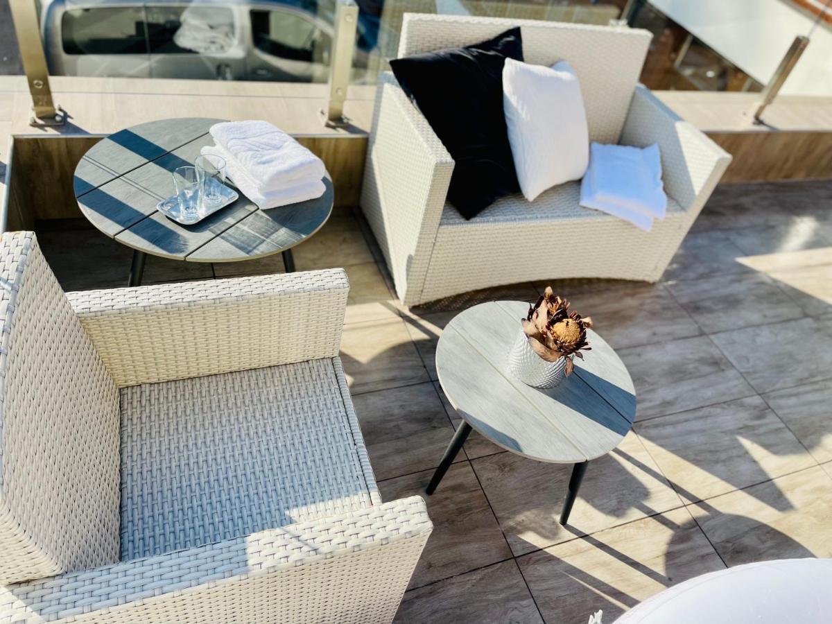 Boutique Hotel & Event Center Budapest Luaran gambar