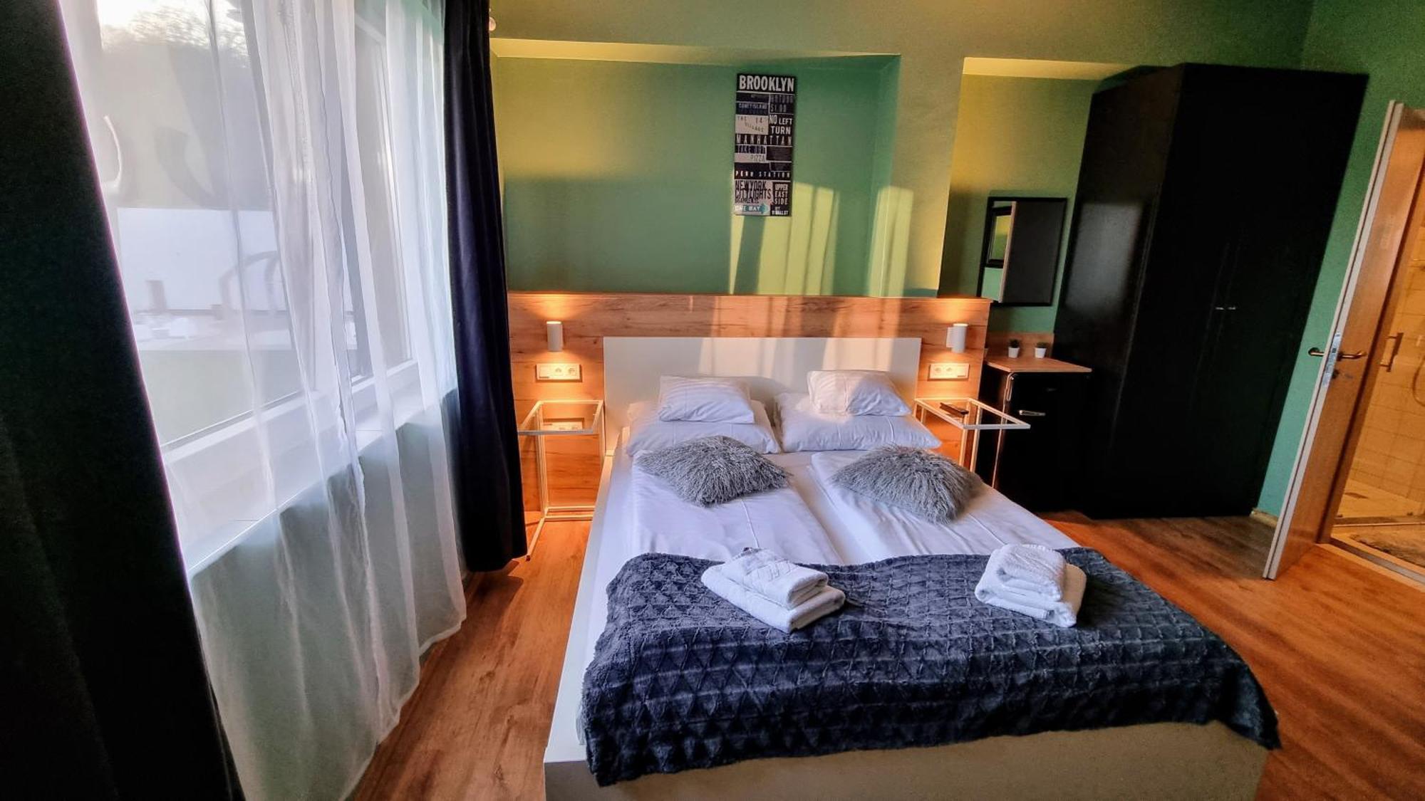 Boutique Hotel & Event Center Budapest Luaran gambar