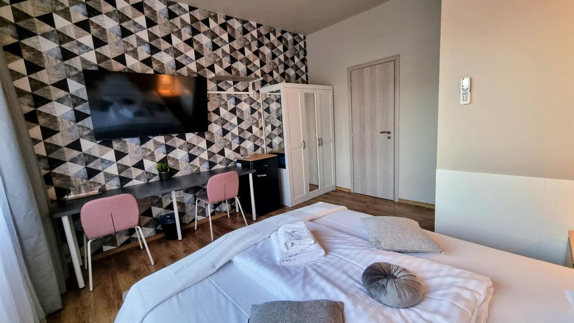 Boutique Hotel & Event Center Budapest Bilik gambar