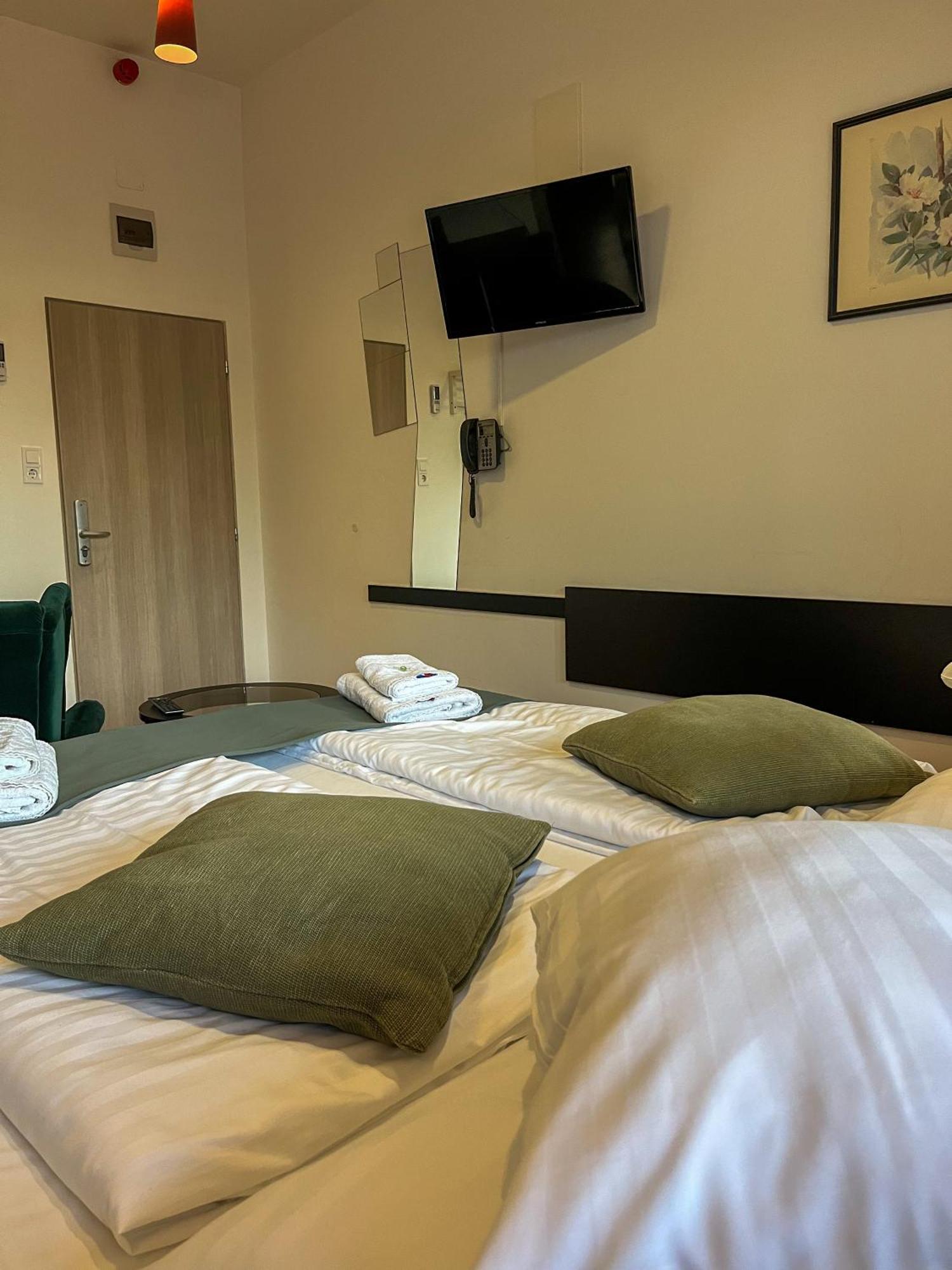 Boutique Hotel & Event Center Budapest Luaran gambar