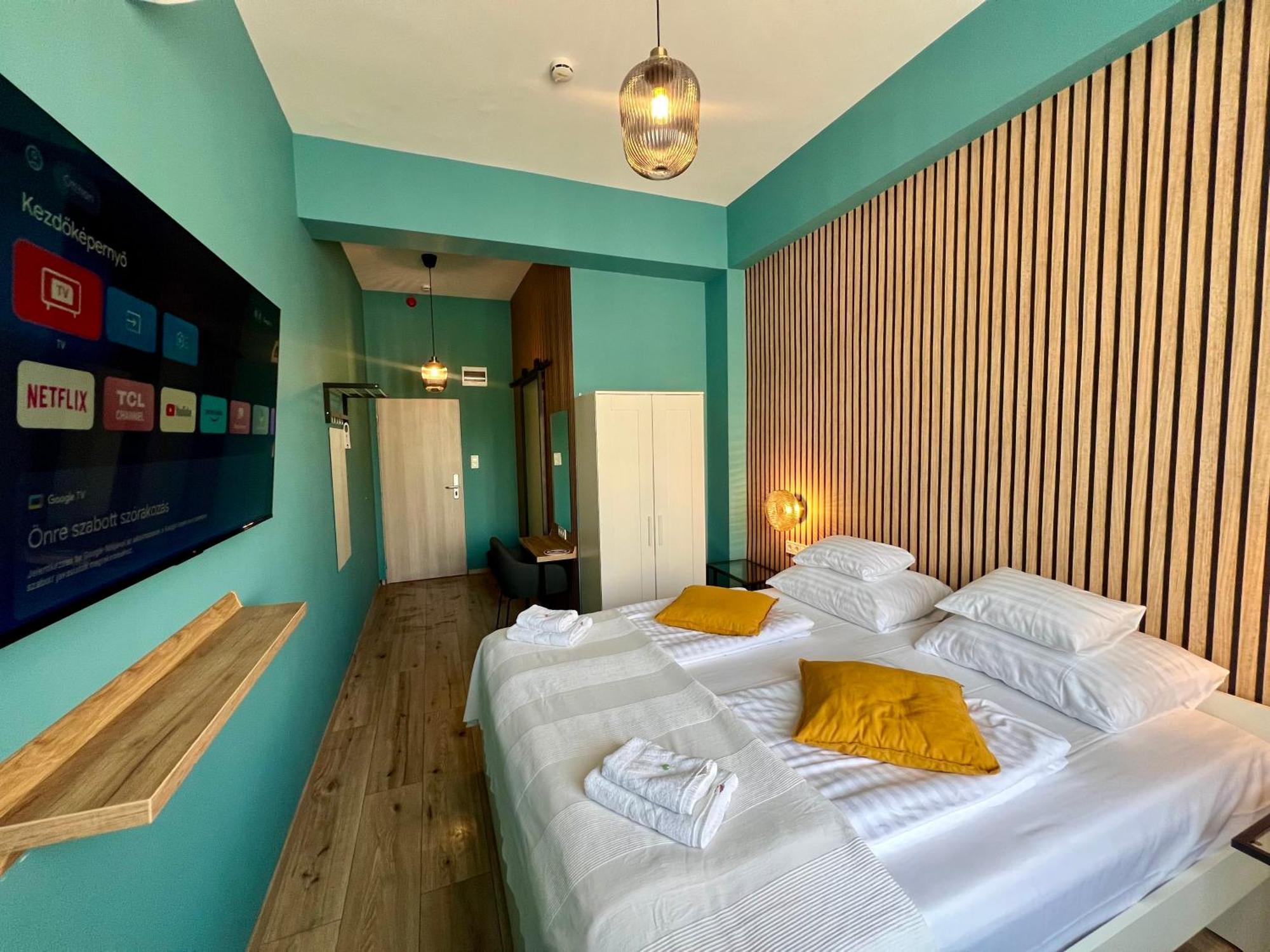 Boutique Hotel & Event Center Budapest Luaran gambar
